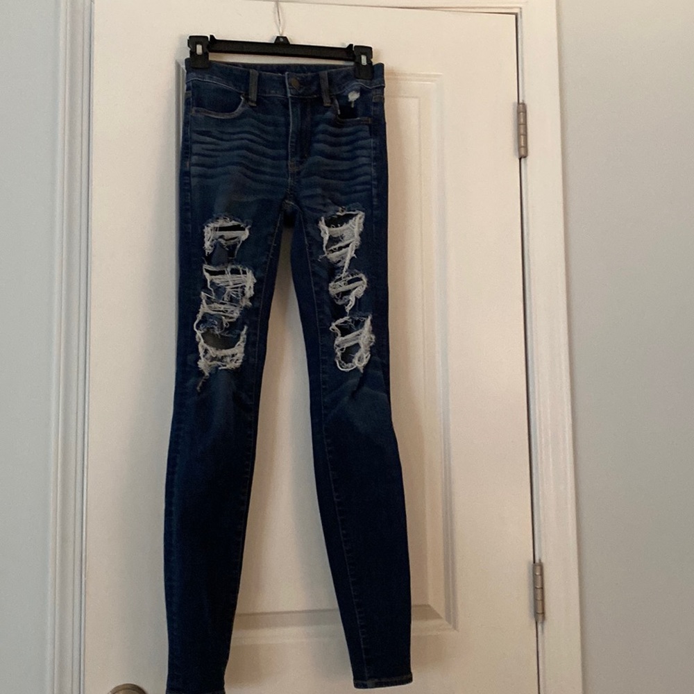 American Eagle, size 0, ripped jean.